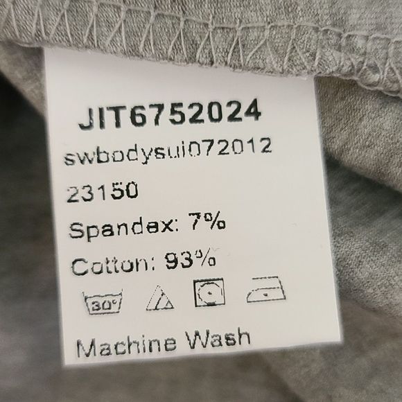 PLUS SIZE SHEIN WOMAN'S BODYSUIT - Picture 10 of 11